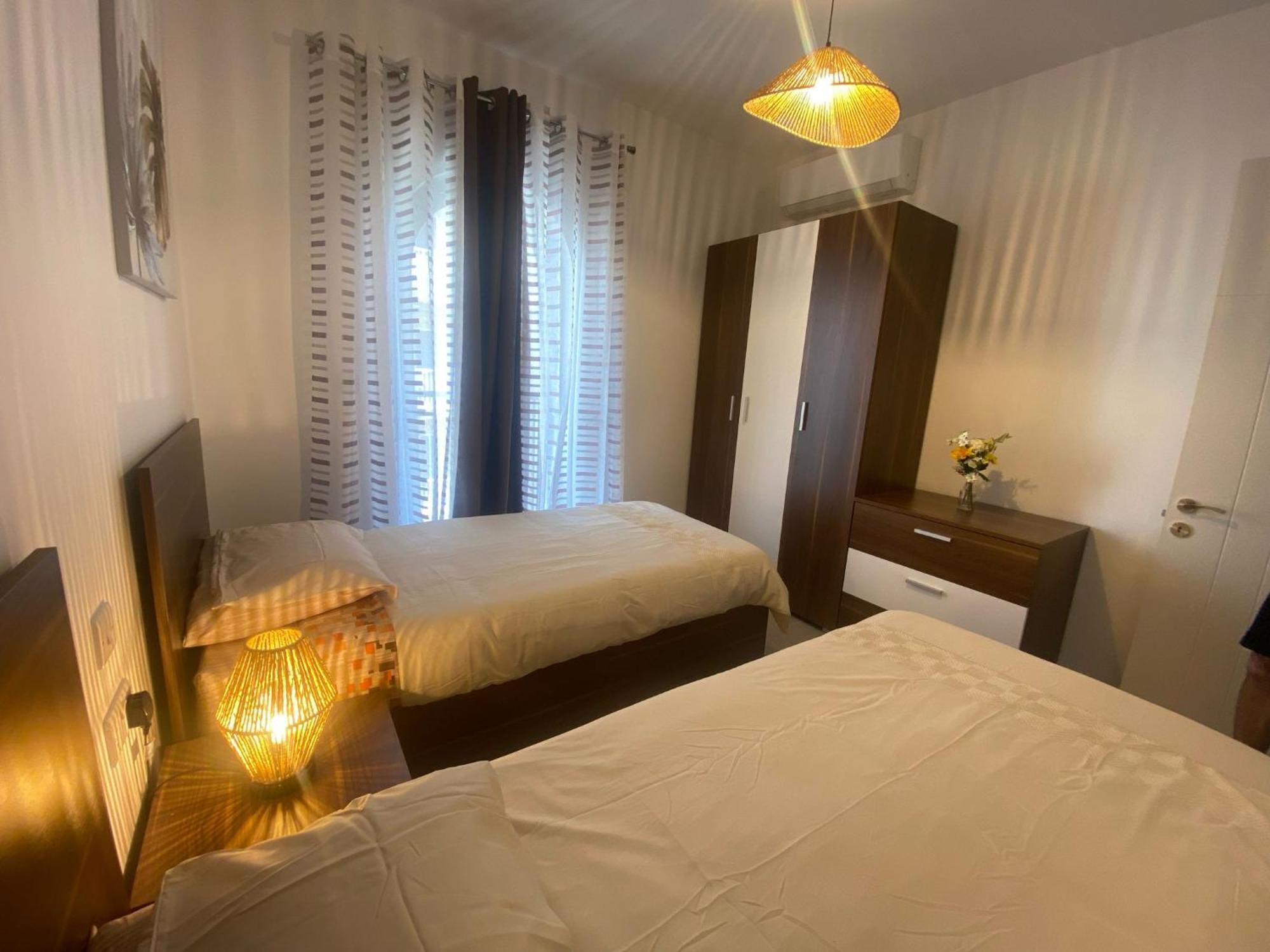 Apartment Brand New 2 Bedroom *