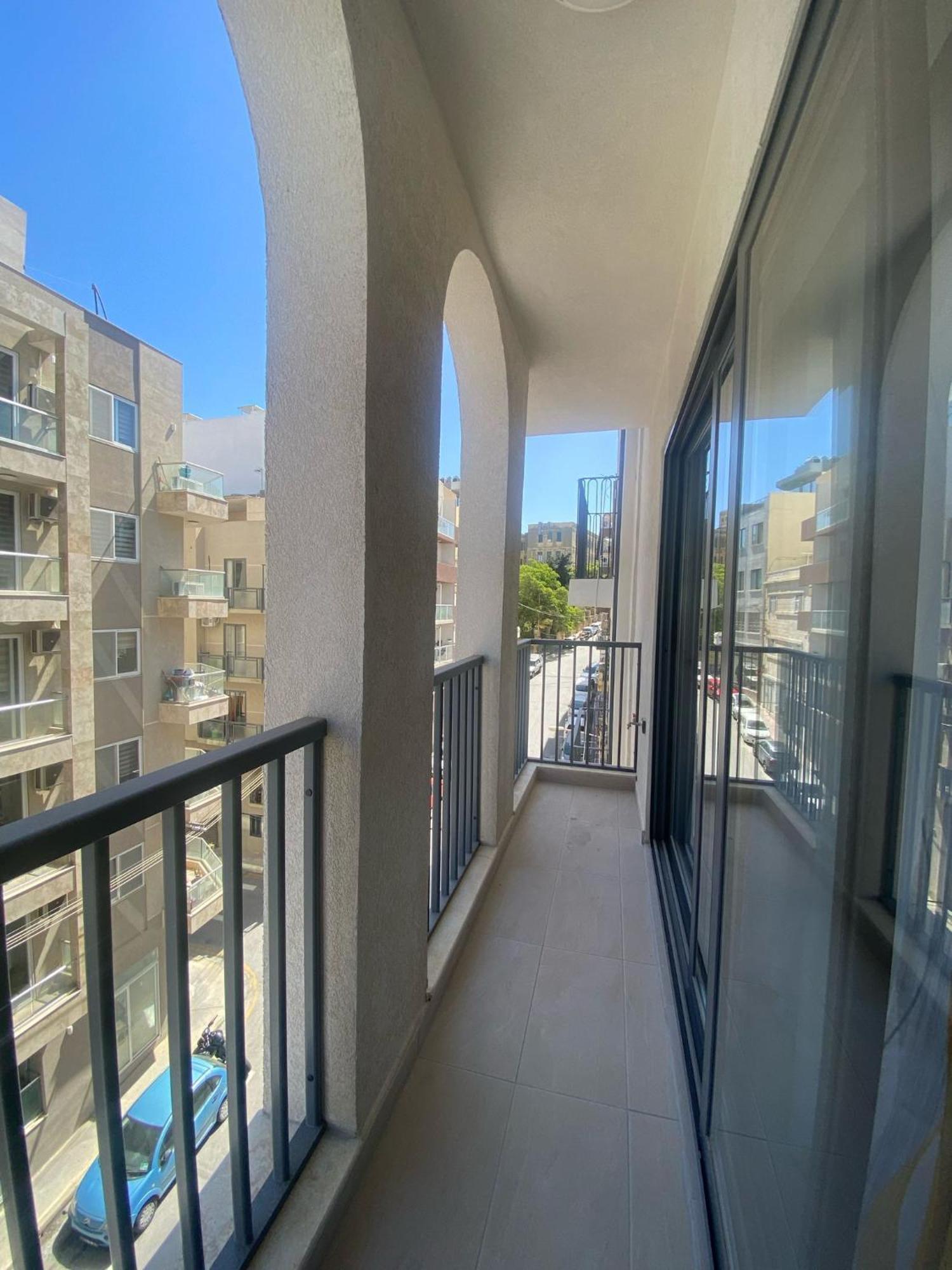 Apartment Brand New 2 Bedroom Pieta