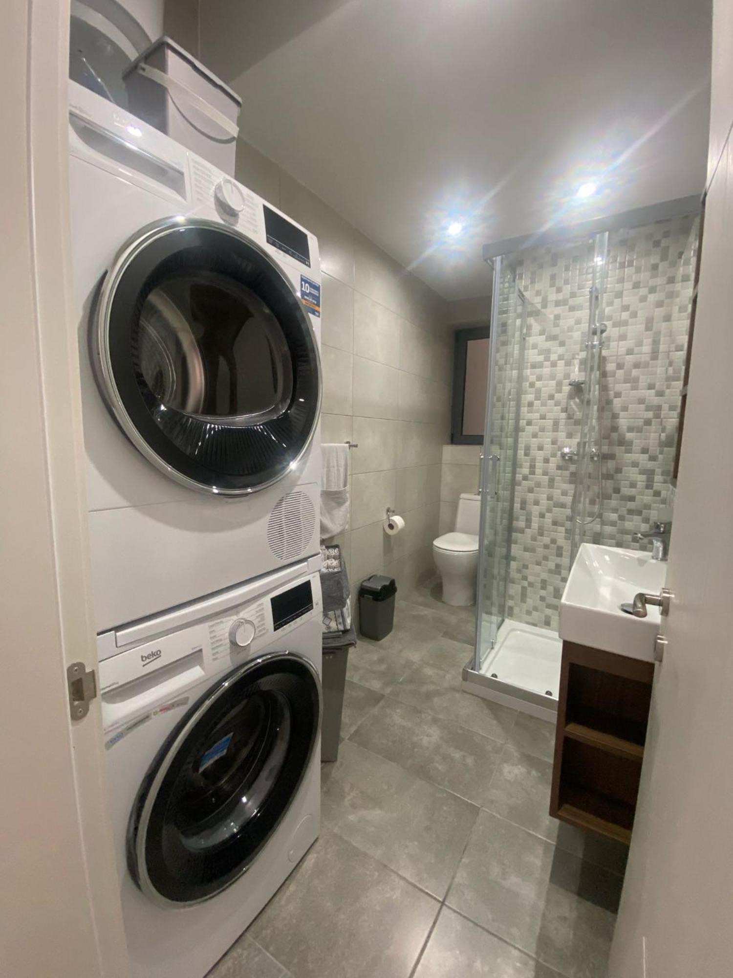 Apartment Brand New 2 Bedroom *